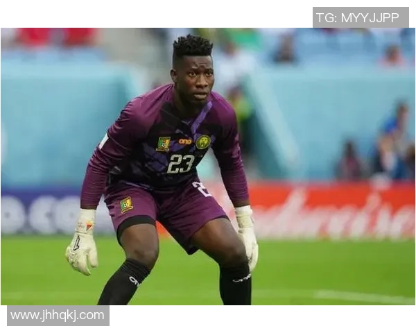 2米VS1米9！库尔图瓦等顶级门将力挽狂澜，曼联奥纳纳短板明显_525